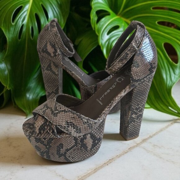 JEFFREY CAMPBELL Snake Print Leather Platform Heels Sandals Size 5 - Picture 1 of 11